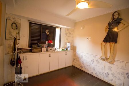 Apartamento à venda com 156m², 4 quartos e 3 vagas Apartamento à venda com 156m², 4 quartos e 3 vagasQuarto 2