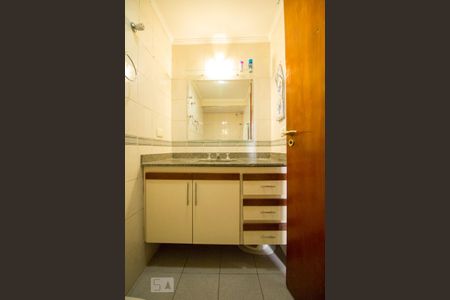 Apartamento à venda com 156m², 4 quartos e 3 vagas Apartamento à venda com 156m², 4 quartos e 3 vagasBanheiro Quarto 4 - Suíte