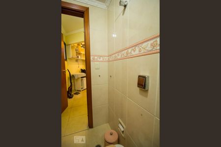 Apartamento à venda com 156m², 4 quartos e 3 vagas Apartamento à venda com 156m², 4 quartos e 3 vagasBanheiro de Serviço