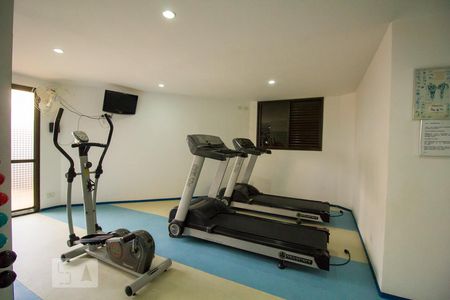 Apartamento à venda com 156m², 4 quartos e 3 vagas Apartamento à venda com 156m², 4 quartos e 3 vagasAcademia