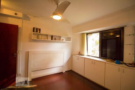 Apartamento à venda com 156m², 4 quartos e 3 vagas Apartamento à venda com 156m², 4 quartos e 3 vagasQuarto 3