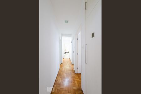 Apartamento para alugar com 136m², 4 quartos e 1 vagaCorredor