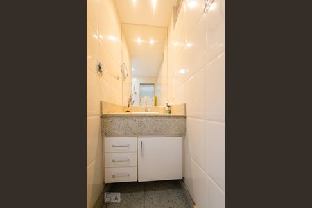 Apartamento para alugar com 136m², 4 quartos e 1 vagaBanheiro da Suíte