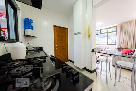 Apartamento para alugar com 136m², 4 quartos e 1 vagaCozinha