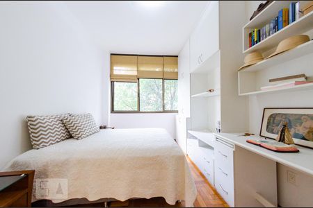 Apartamento para alugar com 136m², 4 quartos e 1 vagaSemi-Suíte 2