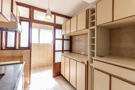 Apartamento à venda com 67m², 2 quartos e 1 vagaCozinha