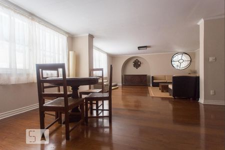 Apartamento para alugar com 96m², 2 quartos e 1 vagaSalão 