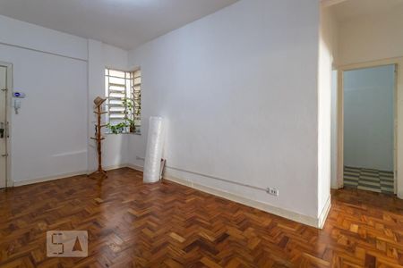 Sala de apartamento para alugar com 2 quartos, 77m² em Pinheiros, São Paulo