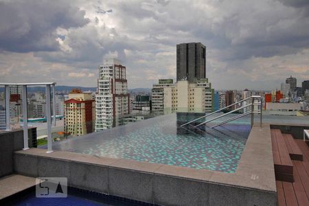 Studio para alugar com 40m², 1 quarto e 1 vagaPiscina