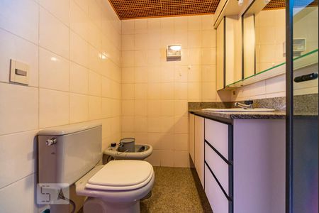 Banheiro  de apartamento para alugar com 3 quartos, 95m² em Jardim, Santo André