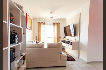 Sala de apartamento à venda com 3 quartos, 65m² em Continental, Osasco