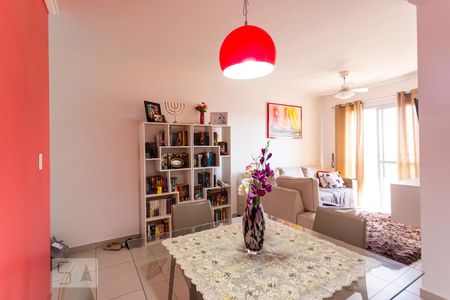 Sala de apartamento à venda com 3 quartos, 65m² em Continental, Osasco