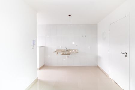 Sala e Cozinha de apartamento à venda com 1 quarto, 30m² em Vila Nivi, São Paulo