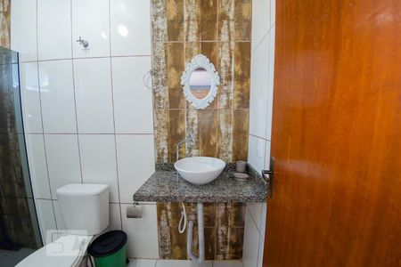 Banheiro de apartamento para alugar com 2 quartos, 60m² em São João do Rio Vermelho, Florianópolis
