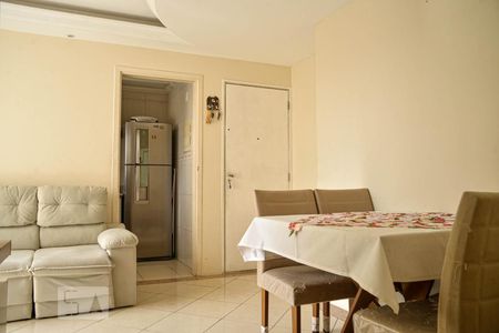 Sala de apartamento à venda com 2 quartos, 48m² em Vila Firmiano Pinto, São Paulo