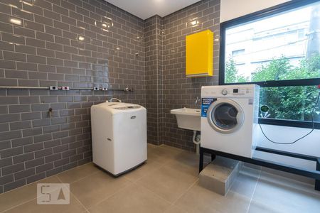 Studio para alugar com 13m², 1 quarto e sem vaga Studio para alugar com 13m², 1 quarto e sem vagaLavanderia