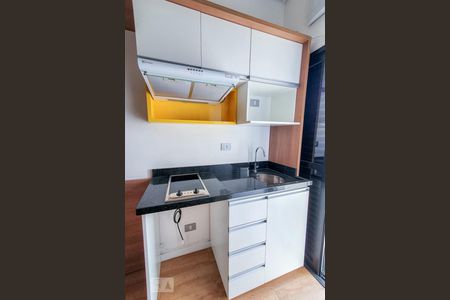 Cozinha de kitnet/studio para alugar com 1 quarto, 13m² em Campos Elíseos, São Paulo