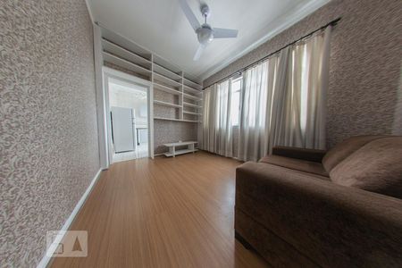 Sala de apartamento para alugar com 1 quarto, 34m² em Centro, Curitiba