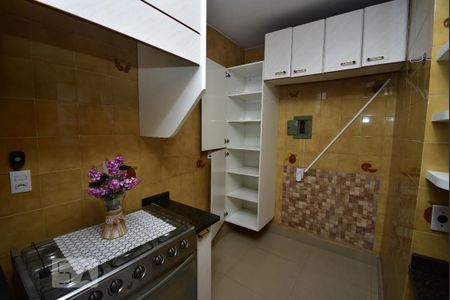 Apartamento à venda com 60m², 2 quartos e sem vagaCozinha