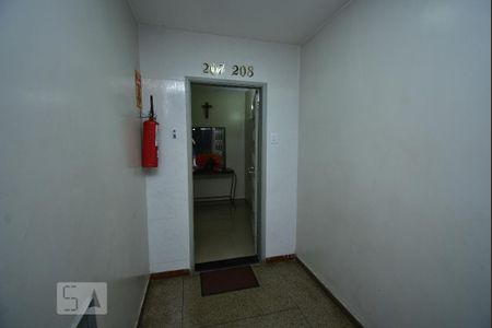 Apartamento à venda com 60m², 2 quartos e sem vagaHall de Entrada