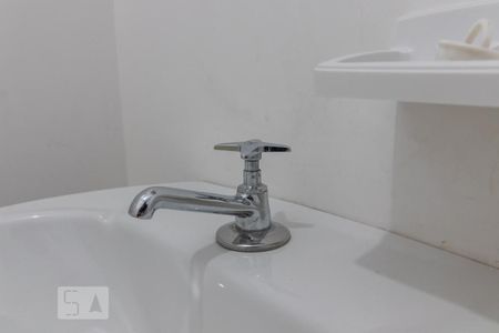 Apartamento para alugar com 32m², 1 quarto e sem vaga Apartamento para alugar com 32m², 1 quarto e sem vagaTorneira