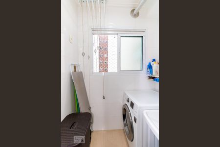 Apartamento à venda com 65m², 2 quartos e 2 vagasÁrea de Serviço