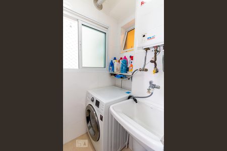 Apartamento à venda com 65m², 2 quartos e 2 vagasÁrea de Serviço