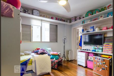 Apartamento à venda com 220m², 4 quartos e 3 vagasSuíte 2