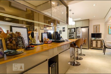 Apartamento à venda com 220m², 4 quartos e 3 vagasCozinha