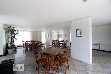 Apartamento à venda com 220m², 4 quartos e 3 vagasSalão de Festas