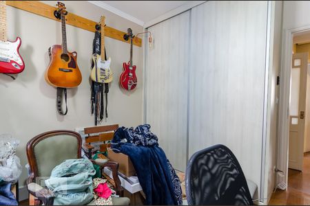 Apartamento à venda com 220m², 4 quartos e 3 vagasQuarto 4