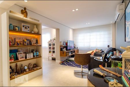 Apartamento à venda com 220m², 4 quartos e 3 vagasSala de TV