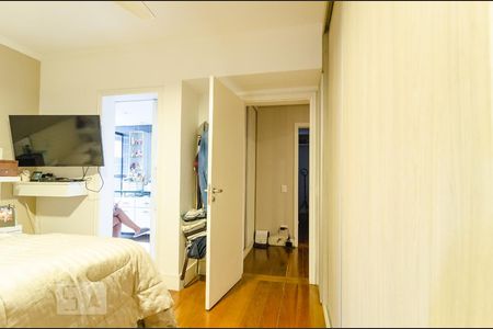 Apartamento à venda com 220m², 4 quartos e 3 vagasSuíte 1