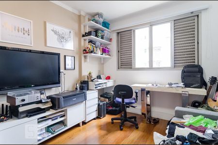 Apartamento à venda com 220m², 4 quartos e 3 vagasQuarto 3