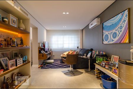 Apartamento à venda com 220m², 4 quartos e 3 vagasSala de TV