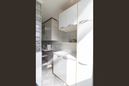 Apartamento à venda com 64m², 2 quartos e 1 vagaÁrea de serviço