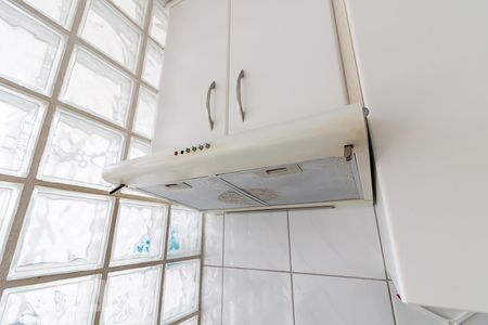 Apartamento à venda com 64m², 2 quartos e 1 vagaCozinha - depurador