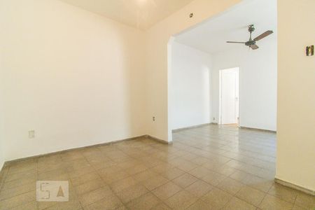 Sala 1 de casa à venda com 1 quarto, 120m² em Penha, Rio de Janeiro