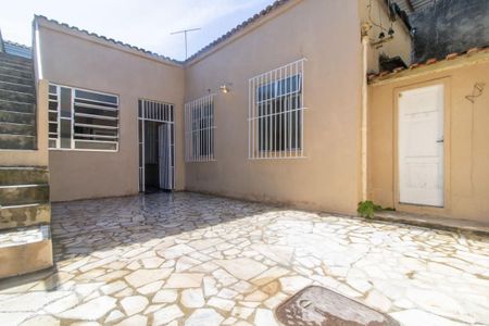 Casa à venda com 120m², 1 quarto e sem vaga Casa à venda com 120m², 1 quarto e sem vagaQuintal