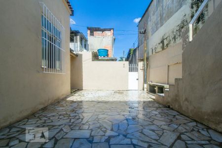 Casa à venda com 120m², 1 quarto e sem vaga Casa à venda com 120m², 1 quarto e sem vagaQuintal