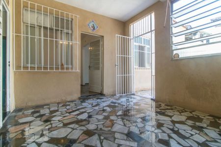 Casa à venda com 120m², 1 quarto e sem vaga Casa à venda com 120m², 1 quarto e sem vagaÁrea