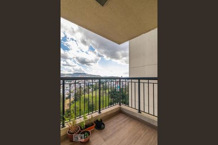 Varanda da Sala de apartamento para alugar com 2 quartos, 68m² em Jardim Tupanci, Barueri