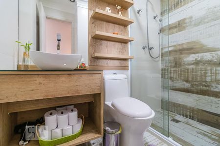 Apartamento à venda com 68m², 2 quartos e 1 vagaBanheiro Social