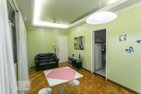 Sala de apartamento para alugar com 3 quartos, 95m² em Cruzeiro, Belo Horizonte
