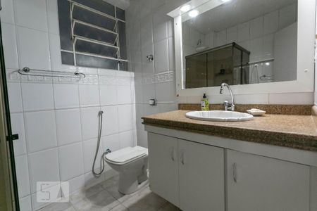 Banheiro de apartamento para alugar com 3 quartos, 95m² em Cruzeiro, Belo Horizonte