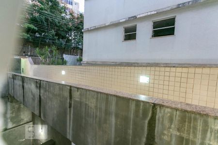 Sala - Vista de apartamento para alugar com 3 quartos, 95m² em Cruzeiro, Belo Horizonte