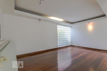 Sala 3 de casa para alugar com 5 quartos, 320m² em Vila Oliveira, Mogi das Cruzes