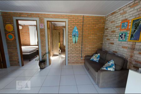 Sala/Cozinha de apartamento para alugar com 2 quartos, 60m² em São João do Rio Vermelho, Florianópolis
