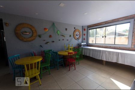 Apartamento para alugar com 60m², 2 quartos e 1 vagaÁrea comum - Salão de festas