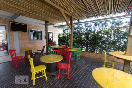 Apartamento para alugar com 60m², 2 quartos e 1 vagaÁrea comum - Salão de festas